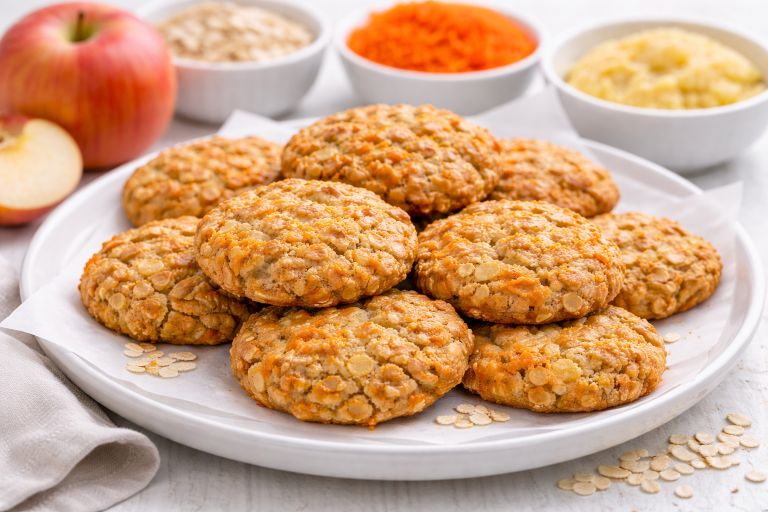 Galletas de avena, manzana y zanahoria