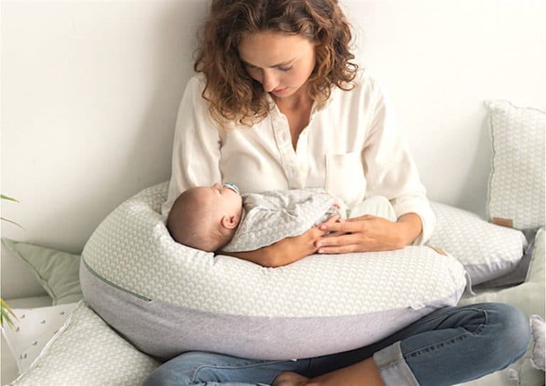 Almohadas y cojines para la lactancia y para el bebe