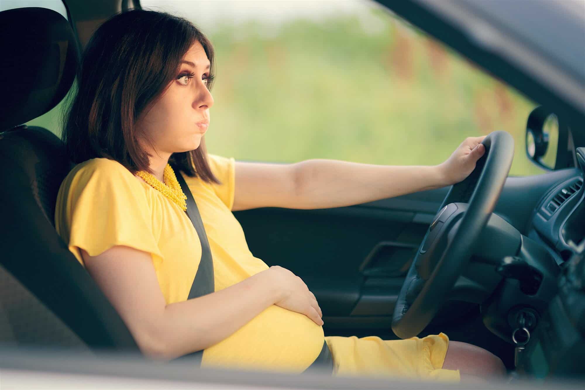 Embarazada al volante, ¿misión imposible? - Criar con Sentido Común