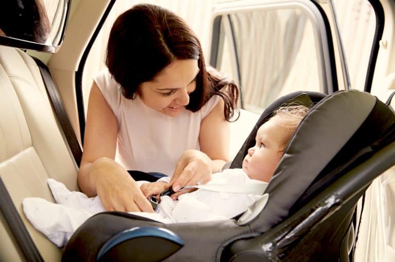 Sillas de coche para bebés prematuros: Cómo elegirla - CSC
