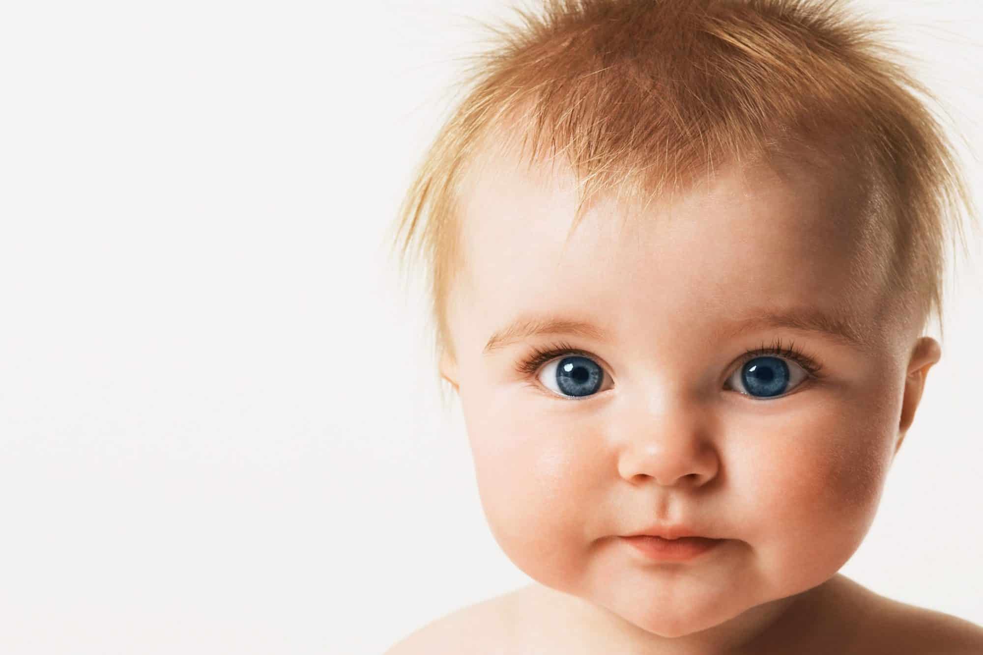 6 Consejos para cuidar el pelo de tu bebé - CSC
