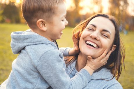 El Síndrome de Williams: Cuando los niños quieren a todo el mundo