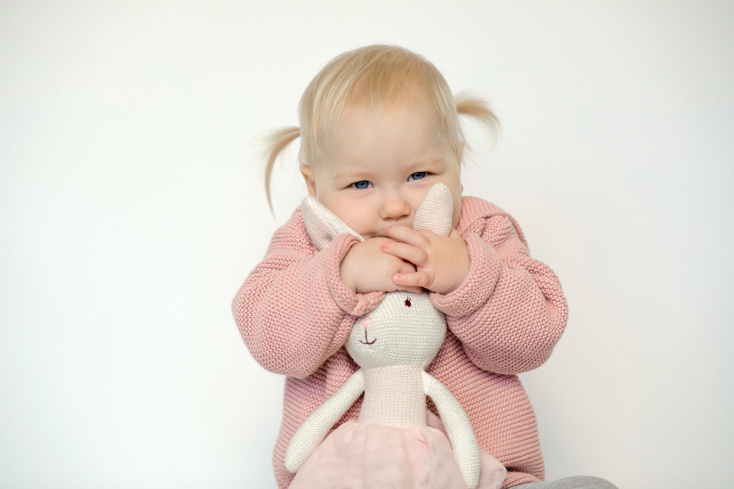 Muñeca trapo little bunny. Ideal regalos para recién nacidas y niñas