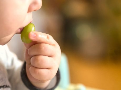 Nochevieja con peques: No des uvas al bebé