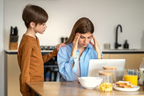 Familia tóxica: ¿Cuándo es necesario alejarse de la familia?