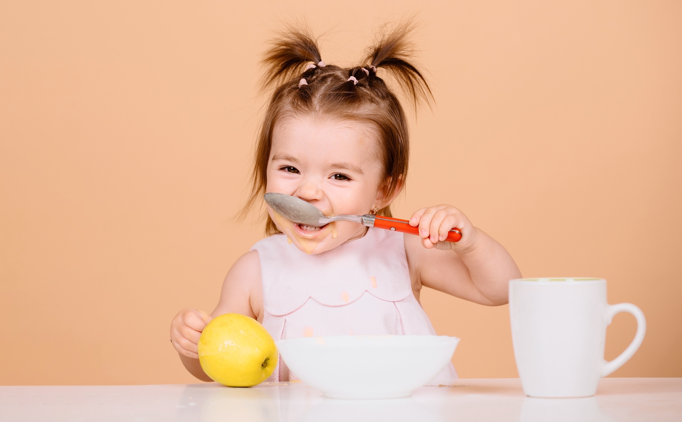 4 Patrones de conducta alimentaria en los niños y niñas